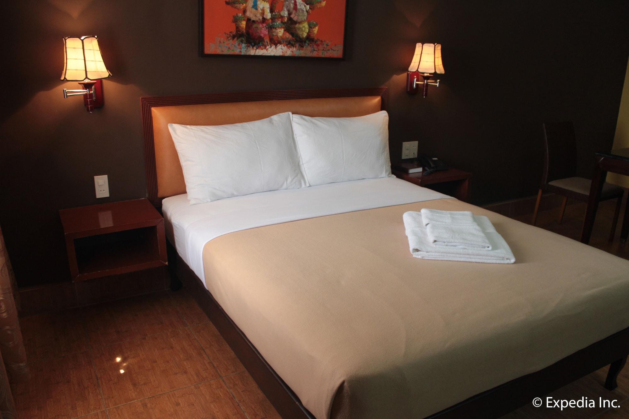 Pamulinawen Hotel Laoag Dış mekan fotoğraf