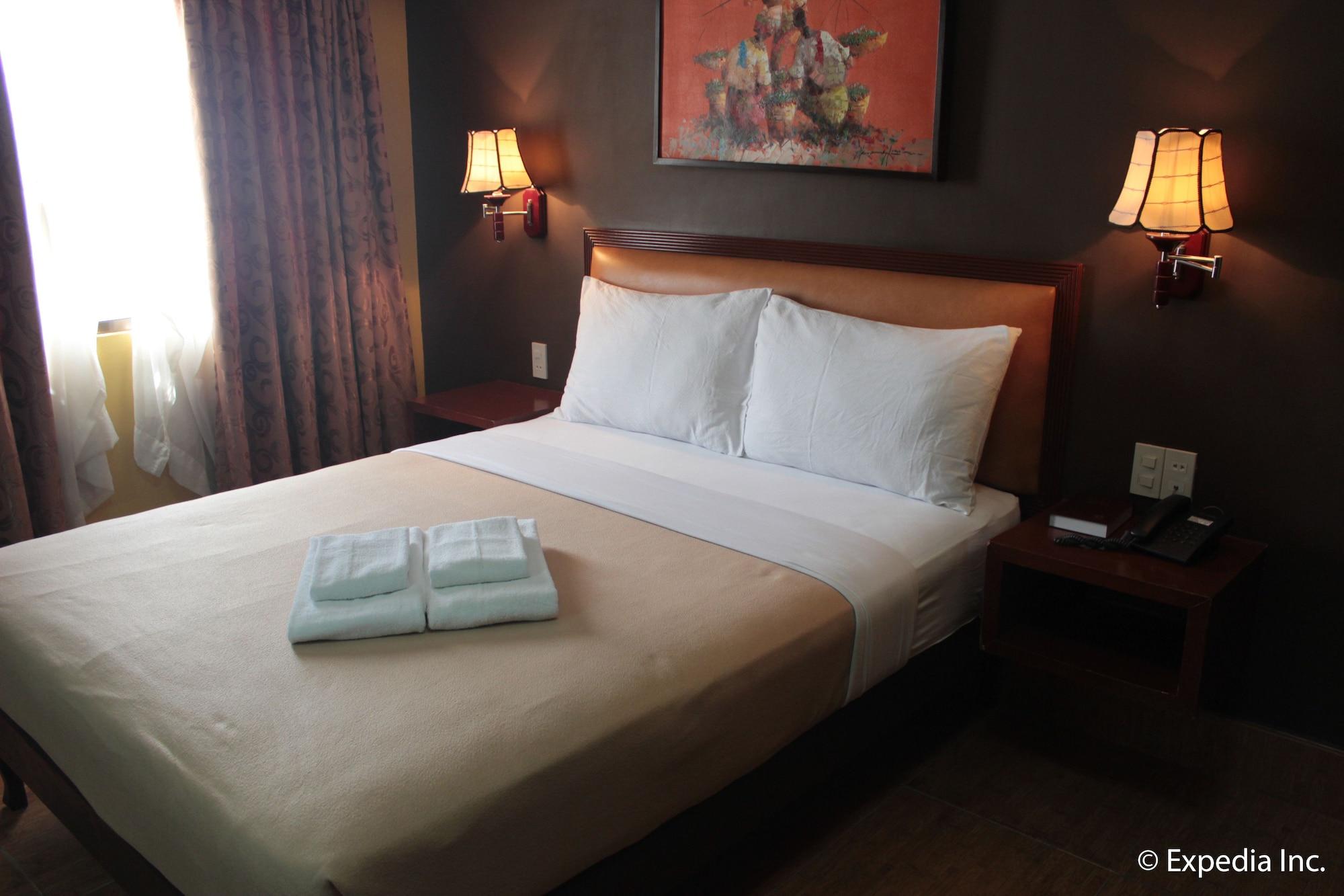 Pamulinawen Hotel Laoag Dış mekan fotoğraf