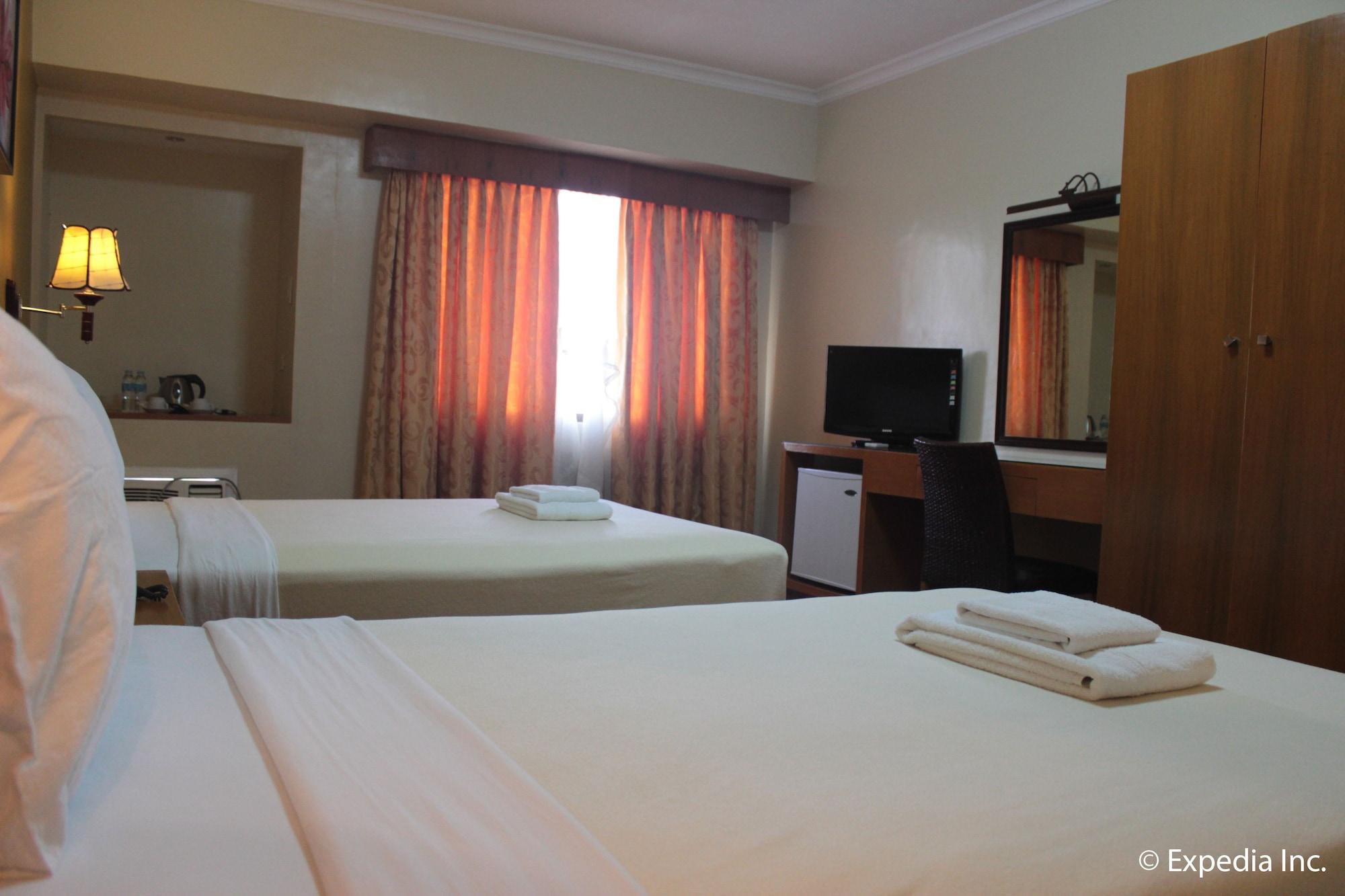 Pamulinawen Hotel Laoag Dış mekan fotoğraf
