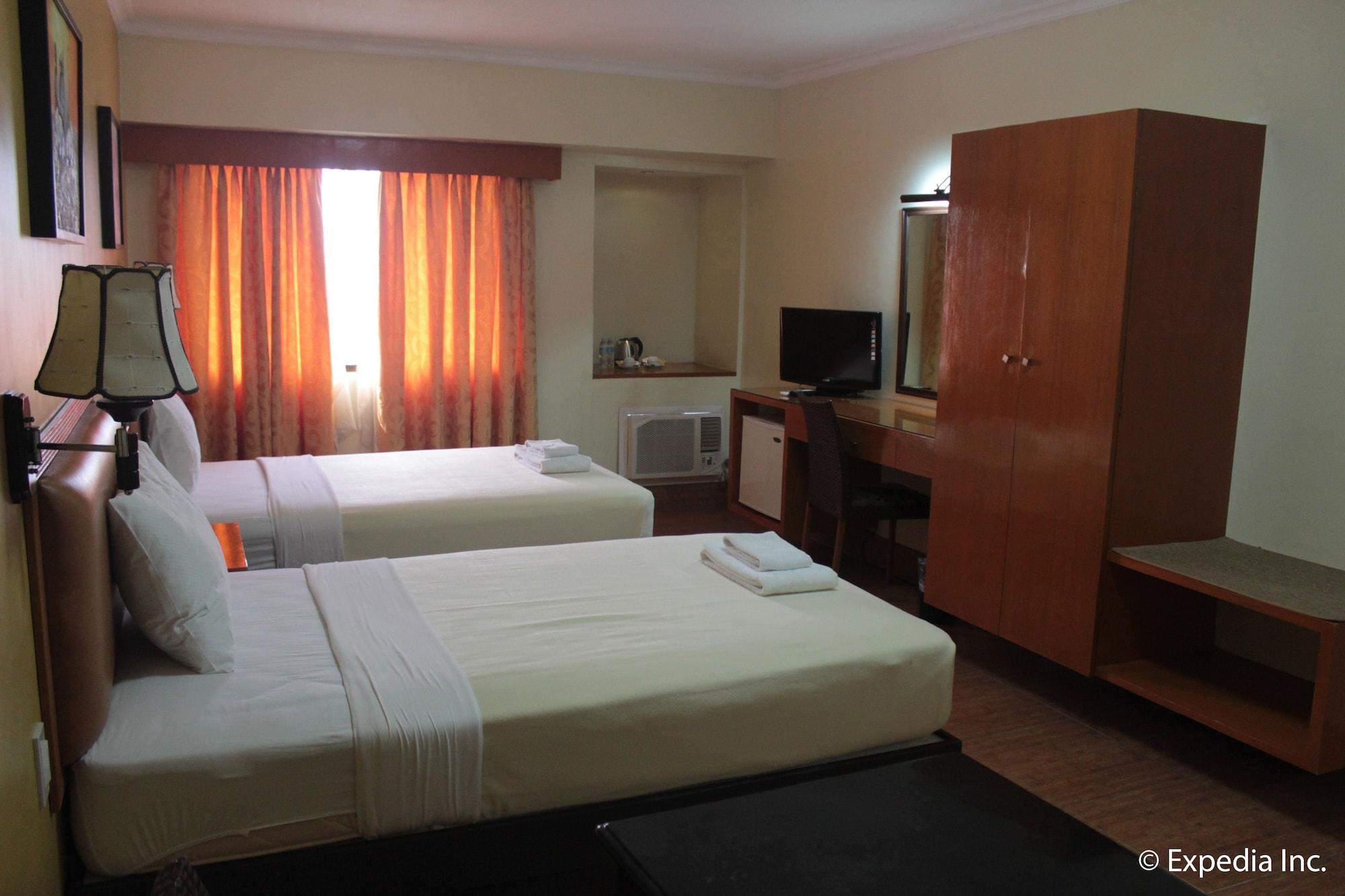 Pamulinawen Hotel Laoag Dış mekan fotoğraf