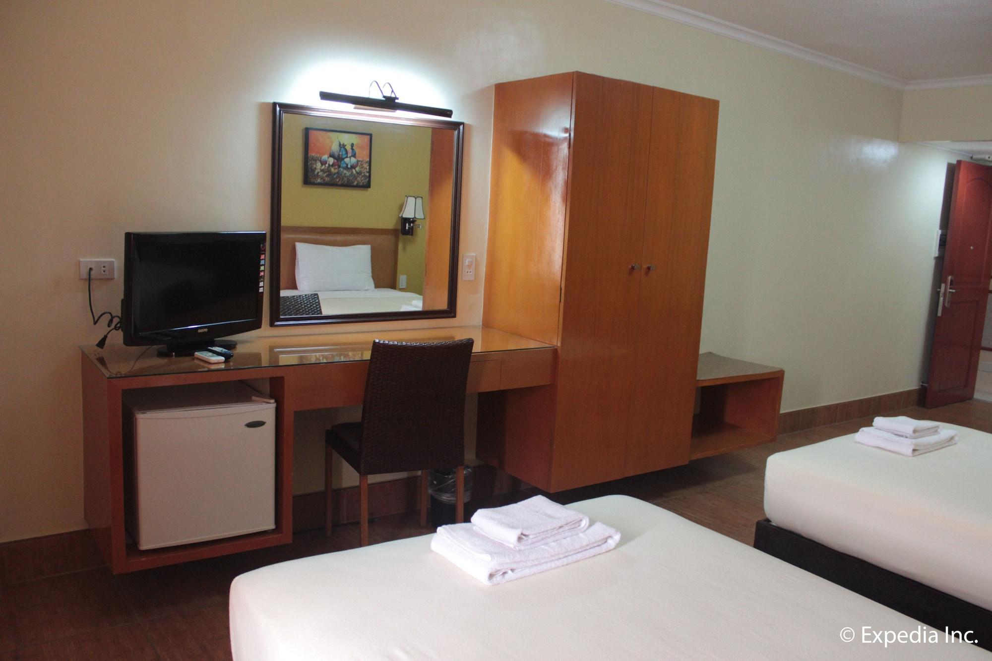 Pamulinawen Hotel Laoag Dış mekan fotoğraf