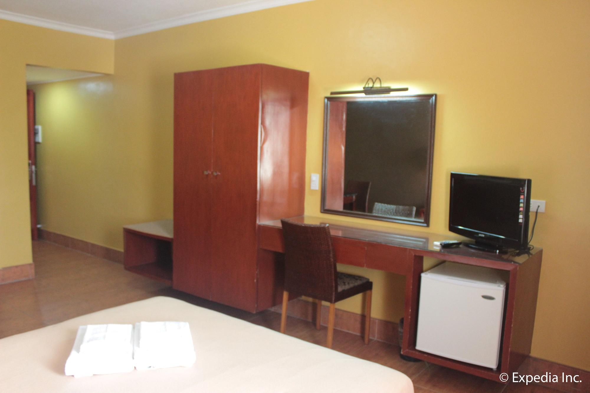 Pamulinawen Hotel Laoag Dış mekan fotoğraf