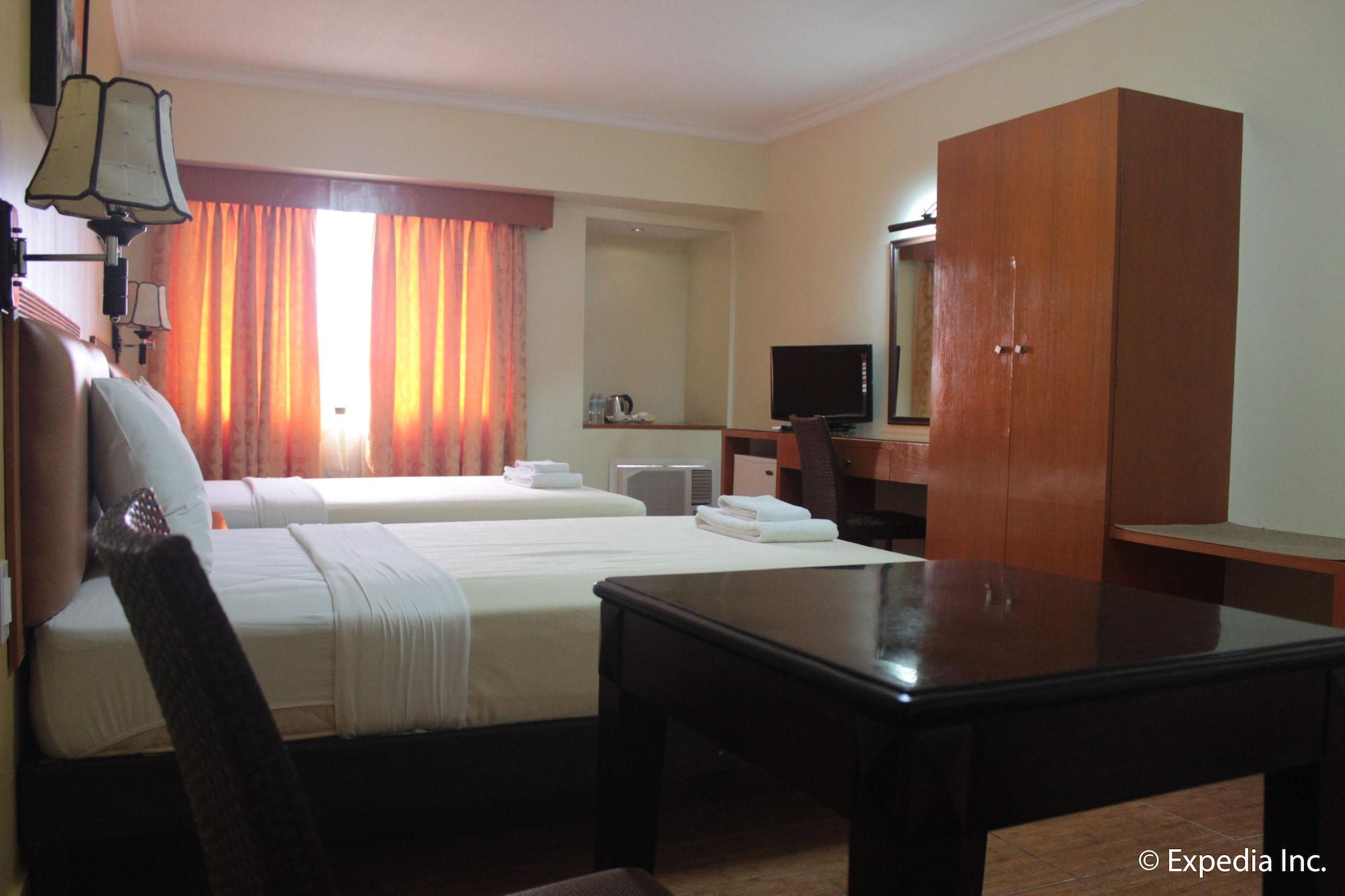 Pamulinawen Hotel Laoag Dış mekan fotoğraf