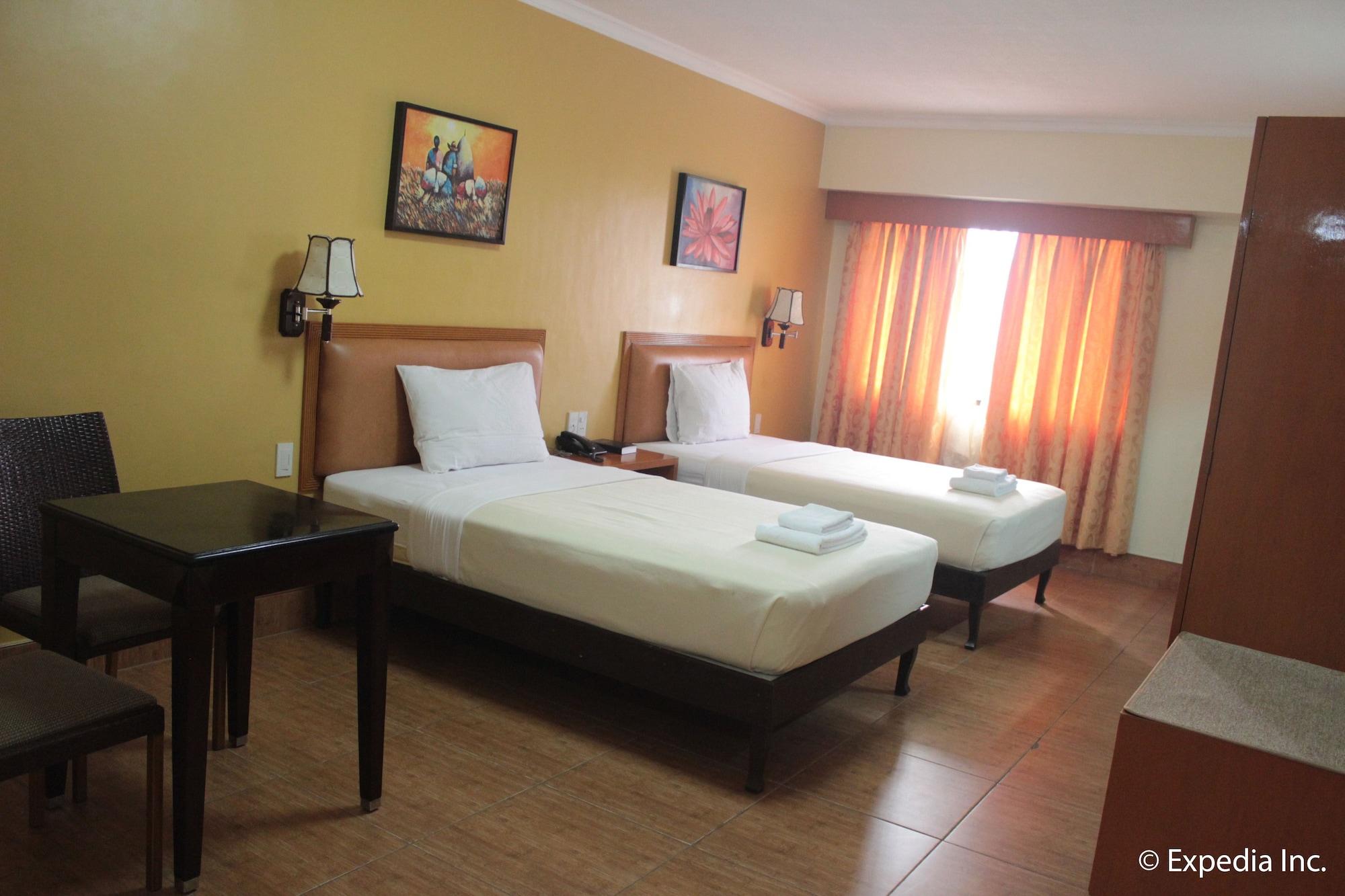 Pamulinawen Hotel Laoag Dış mekan fotoğraf