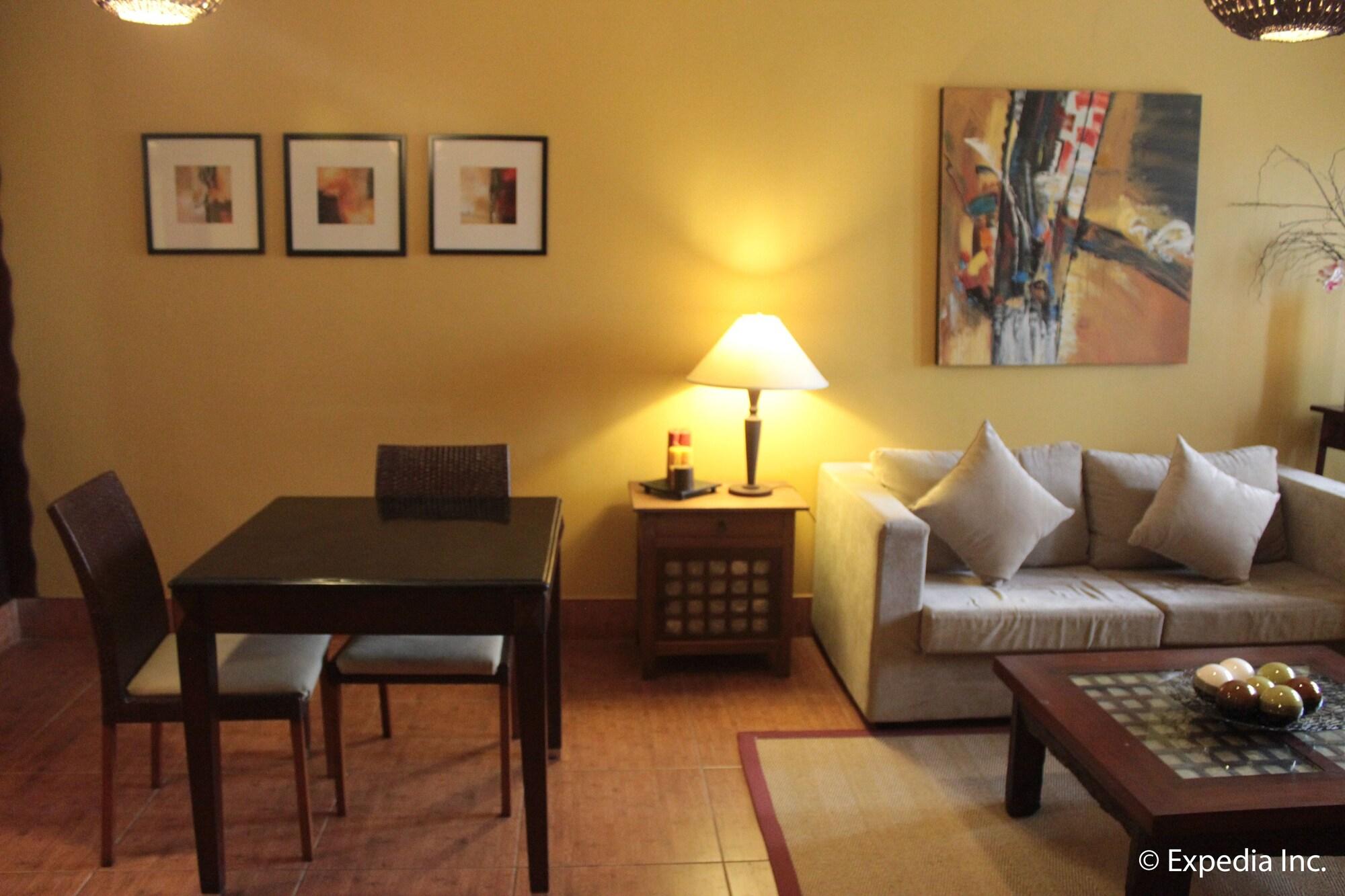 Pamulinawen Hotel Laoag Dış mekan fotoğraf