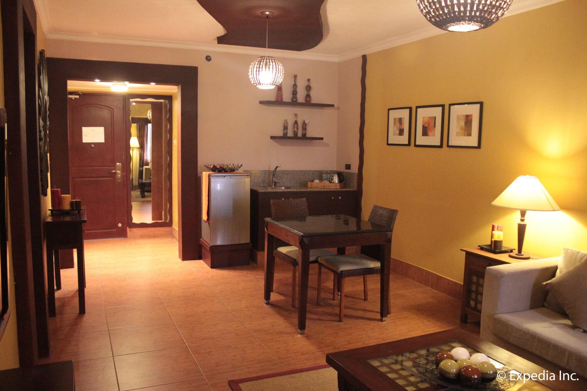 Pamulinawen Hotel Laoag Dış mekan fotoğraf