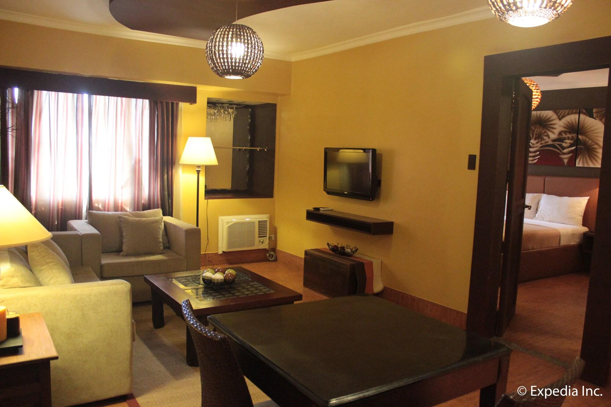 Pamulinawen Hotel Laoag Dış mekan fotoğraf