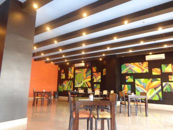 Pamulinawen Hotel Laoag Dış mekan fotoğraf
