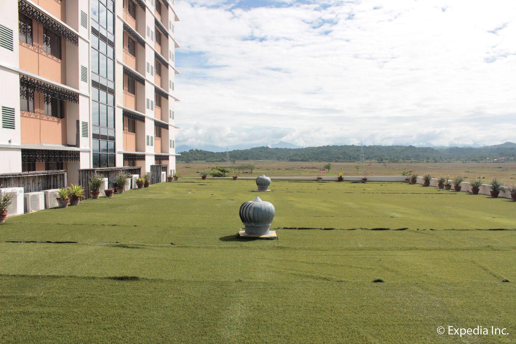 Pamulinawen Hotel Laoag Dış mekan fotoğraf